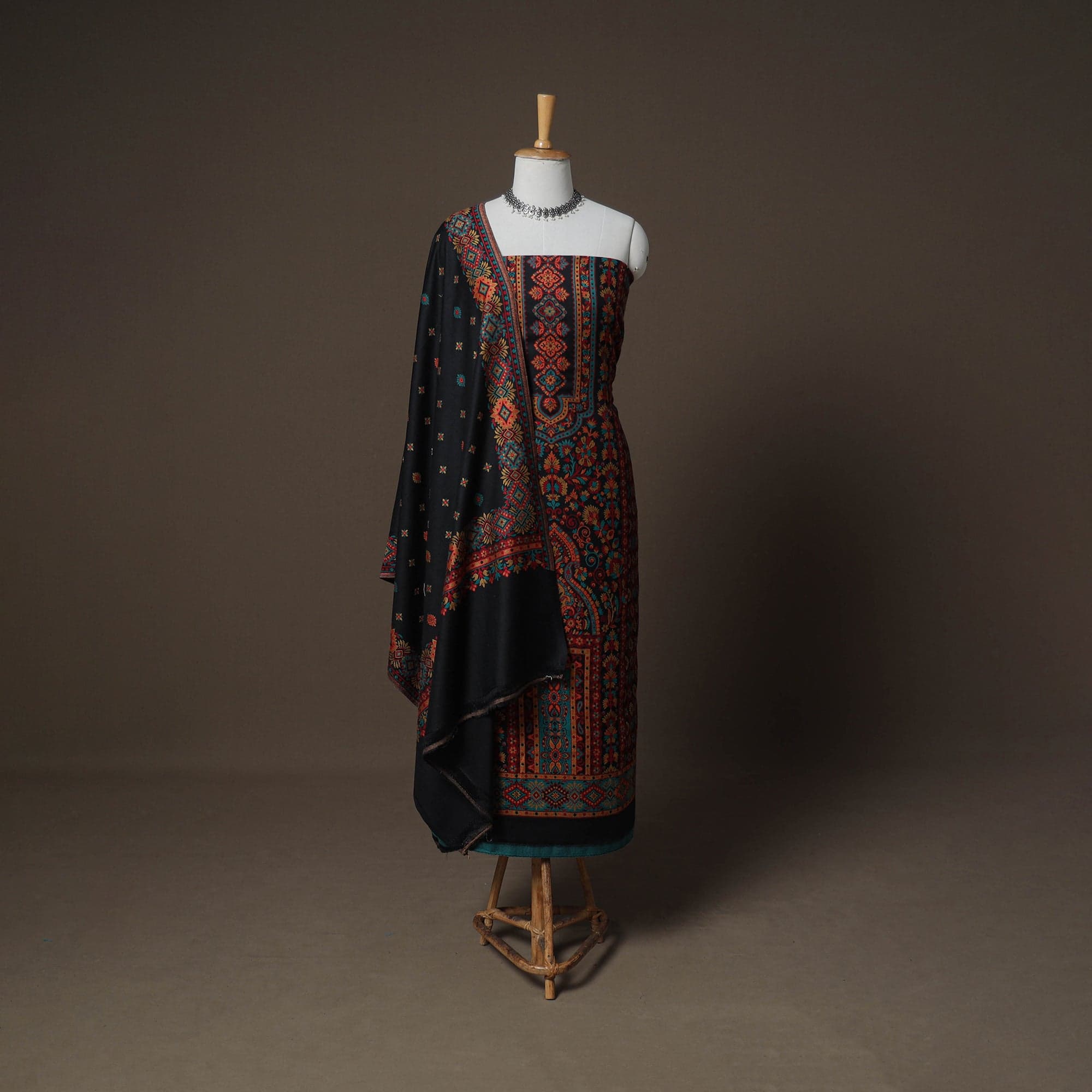 Everyday Handloom Suit Set